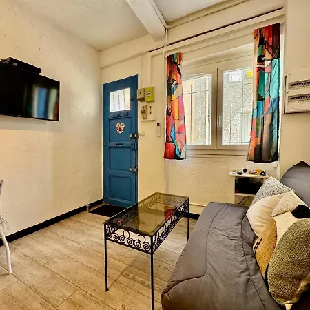 Ostalet Blau Climatise Apartment *